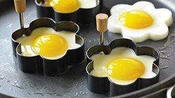 <b>4. </b>بالصور ... اطباق مميزة على شكل ورود