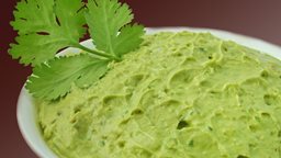 <b>5. </b>An easy way to prepare avocado sauce