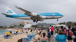 <b>5. </b>3 terrifying airports to land at