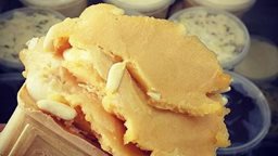 <b>4. </b>Take a look at the amazing Lebanese ice cream