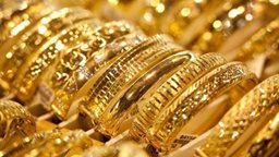 <b>4. </b>Is it true that gold has three colors?