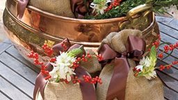 <b>5. </b>10 Christmas Decorating Ideas for your home