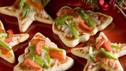 <b>3. </b>Christmas tree shaped Pizzas