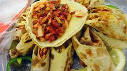 <b>4. </b>Yummy Shawarma from Al Domary restaurant