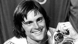 <b>5. </b>الاطلالة الاولى لبروس جينر بعد تحوله الى امرأة