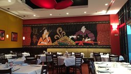 <b>2. </b>A Noisy Iftar at Wok Hay