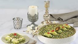 <b>1. </b>حلويات الخباز لـ رمضان 2016