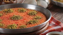 <b>4. </b>منيو وأسعار مطعم و حلويات العفوري