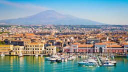 <b>3. </b>flydubai announces direct flights to Krakow and Catania in Europe
