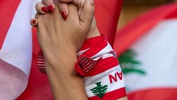 <b>4. </b>7 انجازات لثورة 17 تشرين وأجمل الصور من انتفاضة 2019