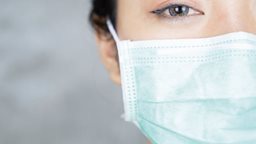 <b>4. </b>Using Protective Face Mask in Kuwait is Now Compulsory