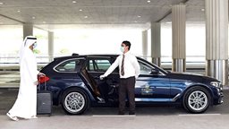 <b>4. </b>"طيران الإمارات" تستأنف تقديم الخدمات الأرضية المتميزة لركاب الدرجة "الأولى" و "رجال الأعمال"