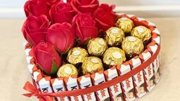 <b>5. </b>Lily Gifts Valentines Collection ... Special Discount for Rinnoo Visitors!