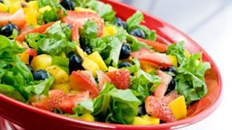 <b>1. </b>هل السلطة فعلا فعالة للتخسيس وخسارة الوزن؟