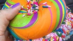 <b>3. </b>The Bagel Store Colorful Rainbow Bagels