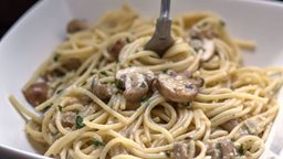 <b>4. </b>كيفية تحضير طبق المعكرونة بالفطر