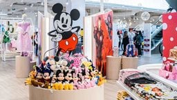 <b>5. </b>Disney Store shop in shops are now in KSA and Qatar