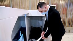 <b>2. </b>Emirates Offering extra baggage for travel to Beirut