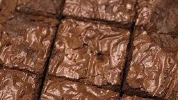 <b>5. </b>مكونات وطريقة تحضير سوبر فودجي براونيز SUPER FUDGEY BROWNIES