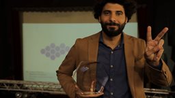 <b>4. </b>قاسم إسطنبولي ينال جائزة الشراكة الثقافية في المسرح الوطني اللبناني