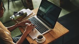 <b>4. </b>7 Detailed Advantages of Laptops