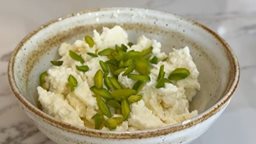 <b>4. </b>How to prepare the Ashta used in Oriental Sweets