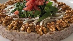 <b>1. </b>How to prepare Lebanese Vegetarian Dish Kebbet Batata