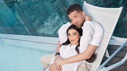 <b>3. </b>Jessica Azar Expecting 2nd Baby this Upcoming September