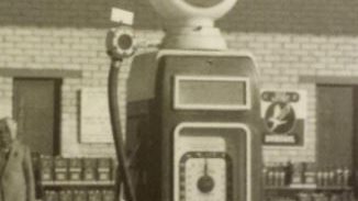 Kuwaiti Gasoline station back in the Forties