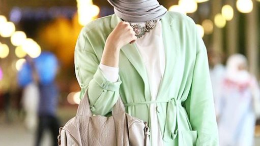 بالصور ... اناقة وشياكة المحجبات مع دلاليد