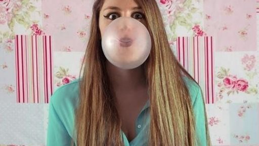 هل صحيح ان معدتنا لا تستطيع هضم العلكة؟