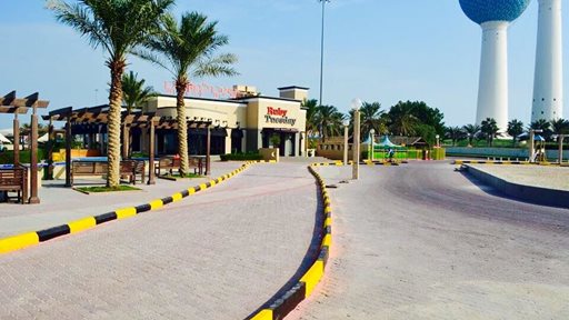 New drive-through for free valet parking at RubyTuesday Sharq