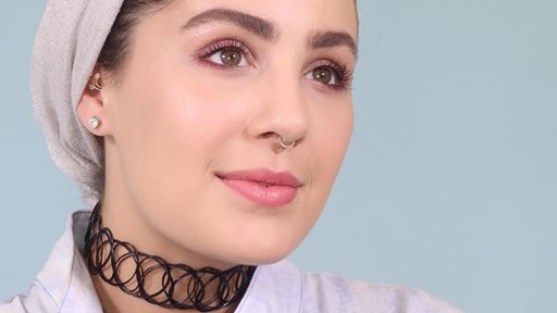 Kuwaiti Fashionista Ascia in a new Blonde Look
