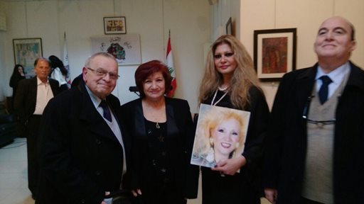 النادي الثقافي العربي كرّم الشحرورة صباح في سهرة أحيتها المطربة غادة فتوني، وحضرها أكثر من 120 شخصا من محبي الراحلة ومن المثقفين والشعراء والأدباء والإعلاميين.