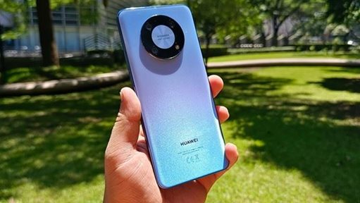 هاتف HUAWEI nova Y90: النجم القوي مع شاشة ضخمة تعرّف على أفضل هاتف ذكي بسعر أقل من 60.900  دينار كويتي