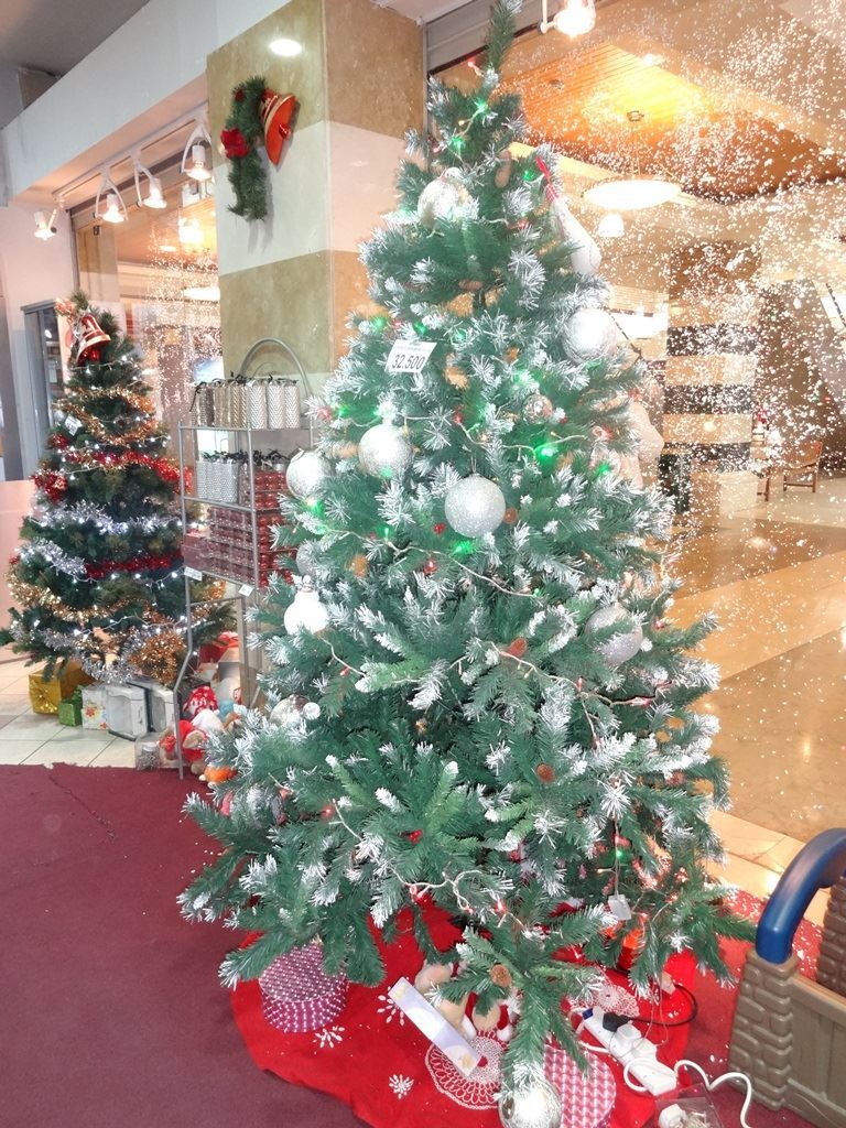 Christmas started @ Sultan Center