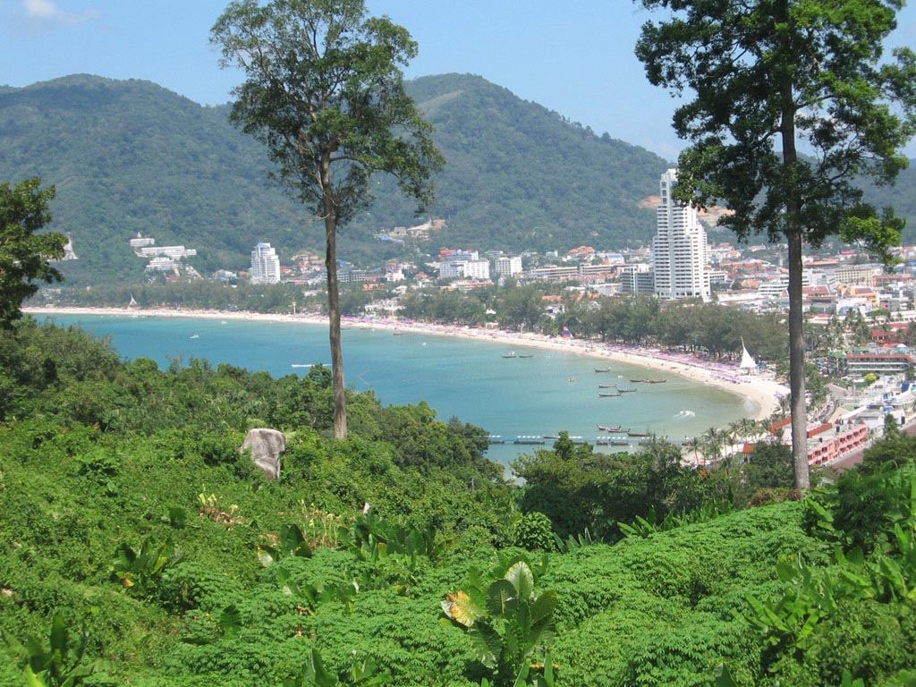 A day on the Patong Beach 