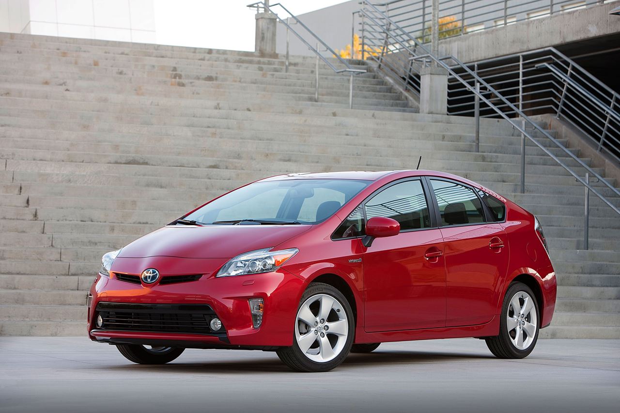 Toyota Marks 16 Years of Technology Leadership
