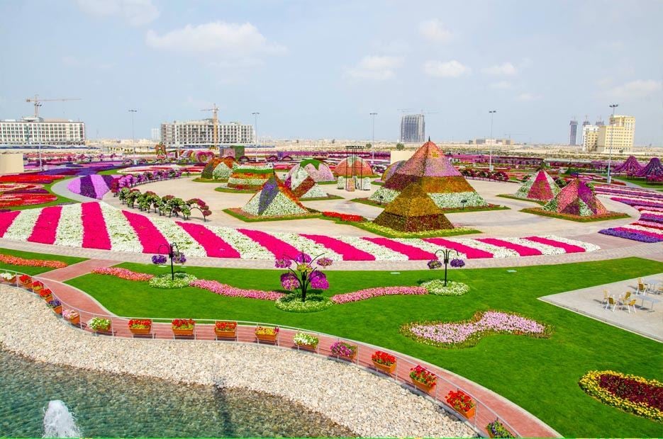 تعرف على الحديقة المعجزة في دبي