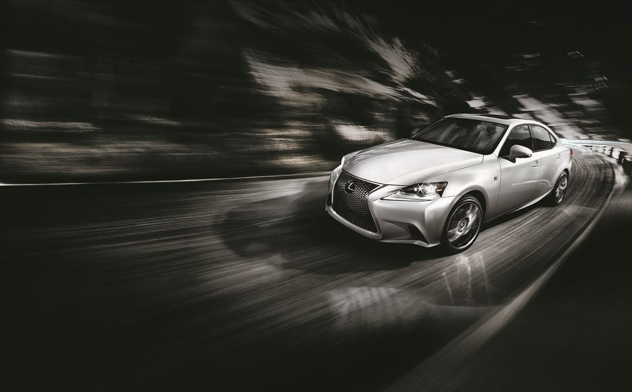 Lexus Registers Steady Growth in Middle East Luxury Segment For a 19% Sales Increase in 2013 