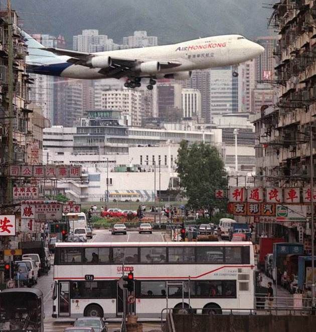 3 terrifying airports to land at