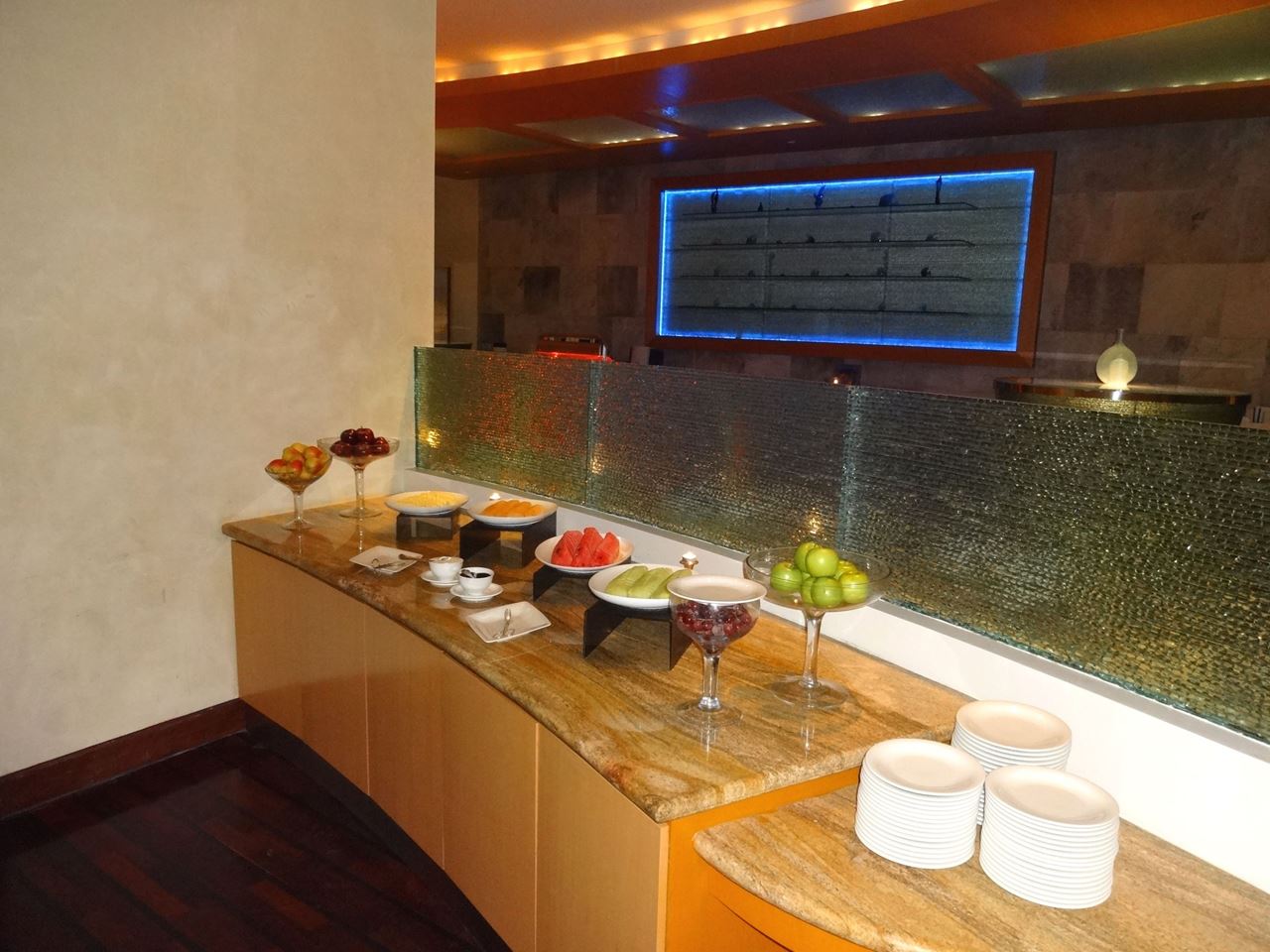 Buffet Dinner at Atlantis Restaurant in Marina Hotel