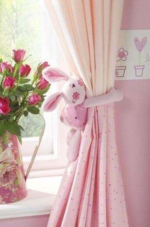 Pink Curtains designs for Girls rooms