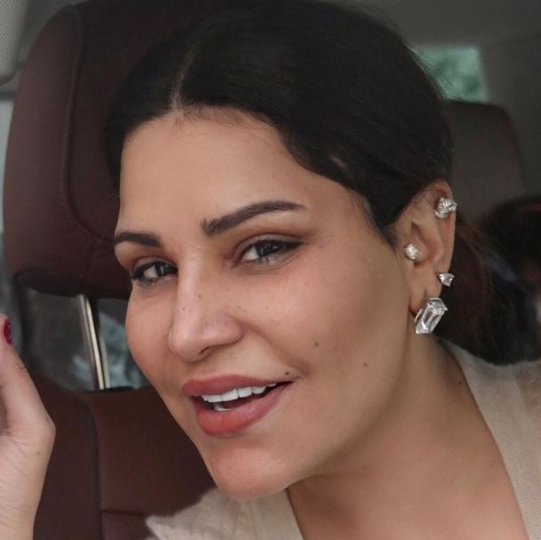 Arab Singer Ahlam without makeup