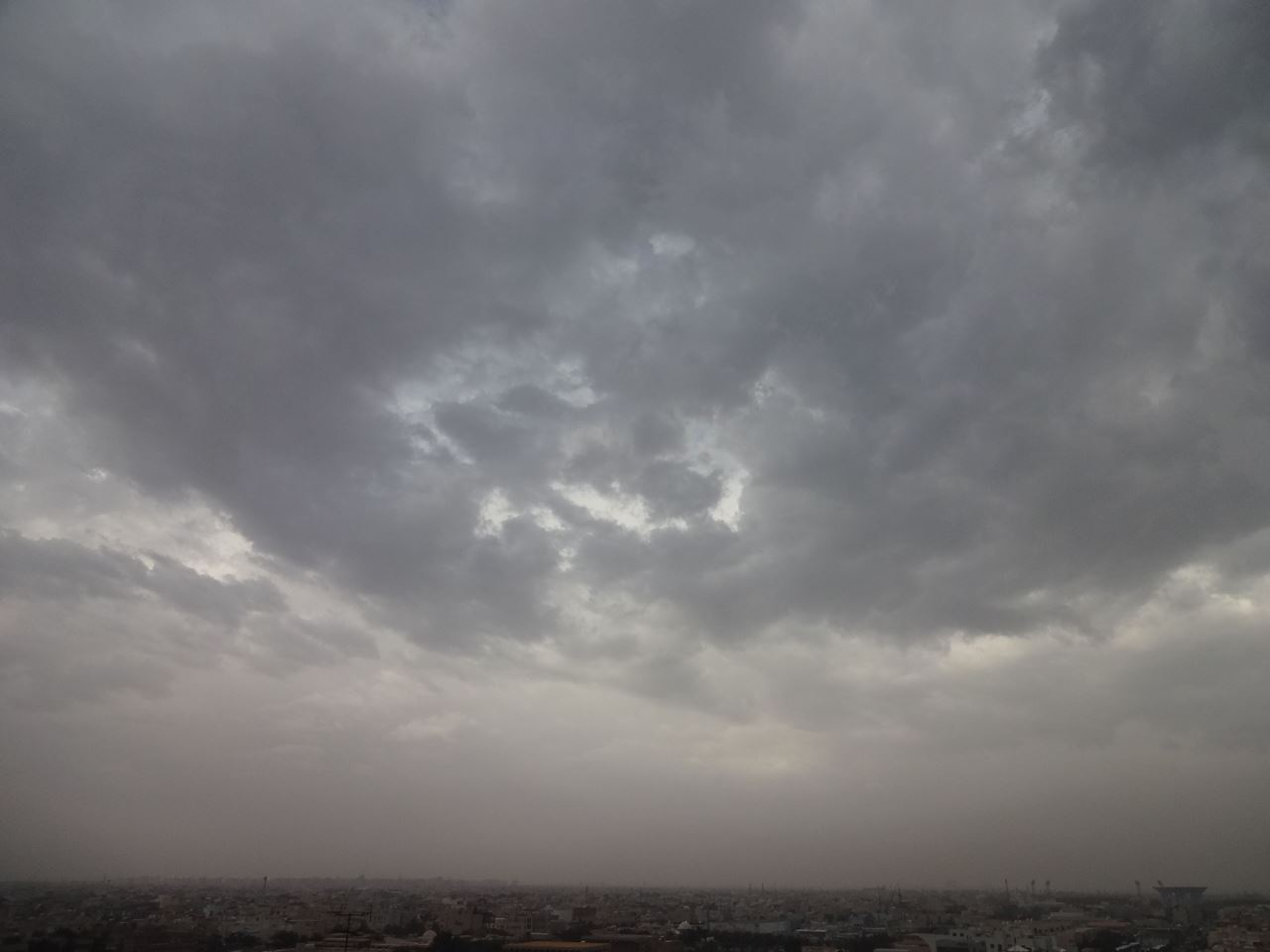 A Rainy morning in Kuwait