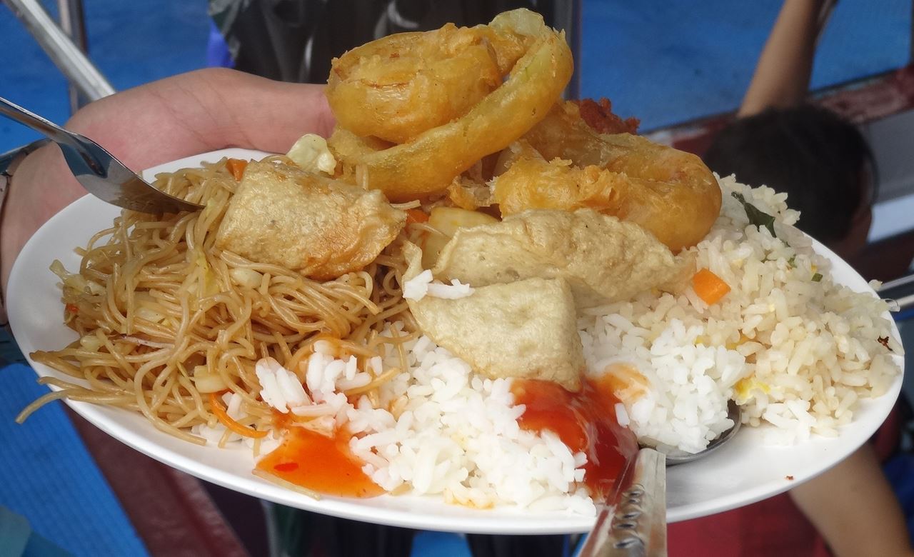 بالصور ... مأكولات مميزة يمكنك تناولها في تايلاند