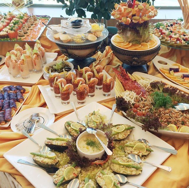 AlSanawbar Iftar Buffet