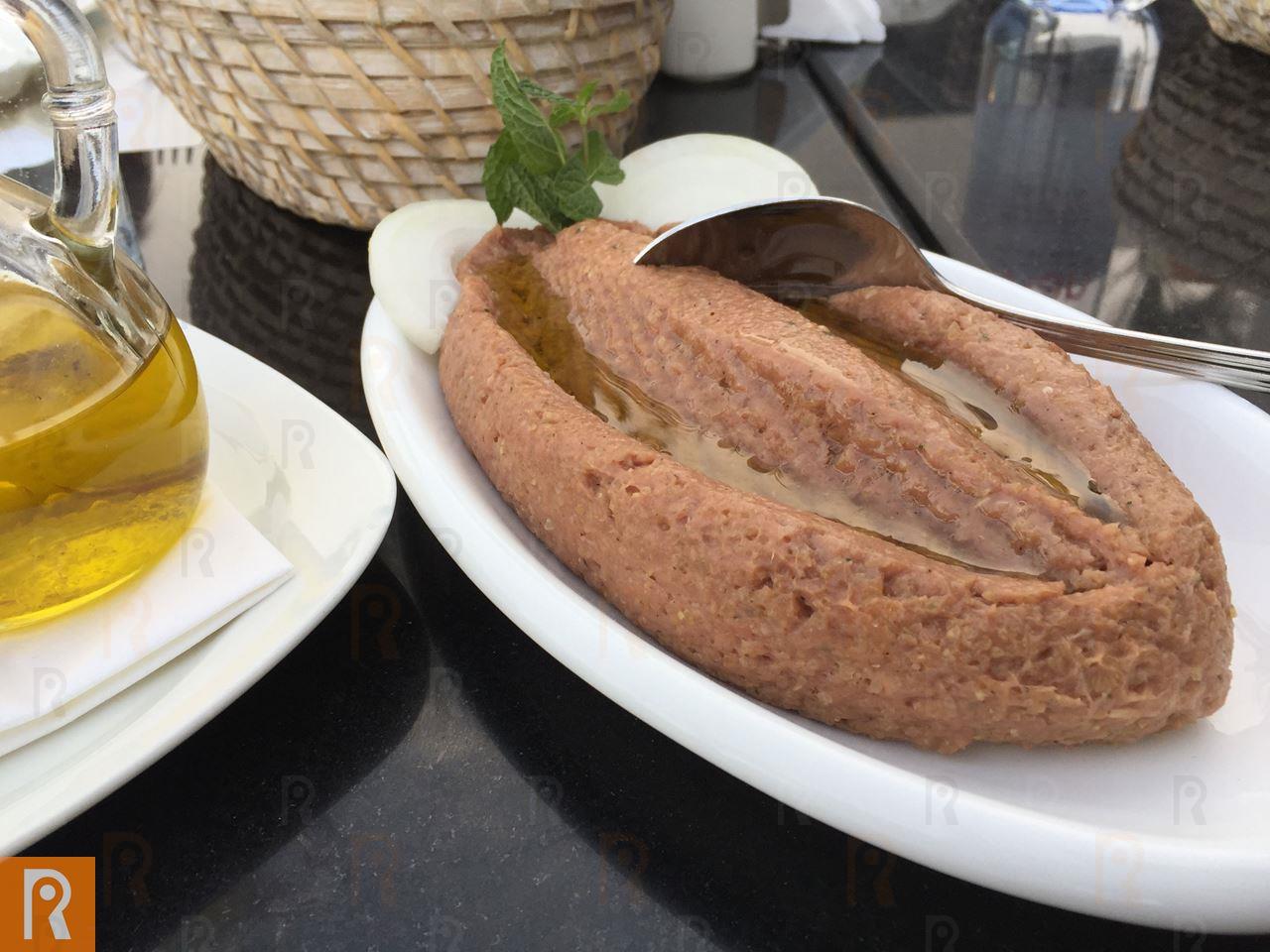Kibbeh Niyyeh with Olive oil