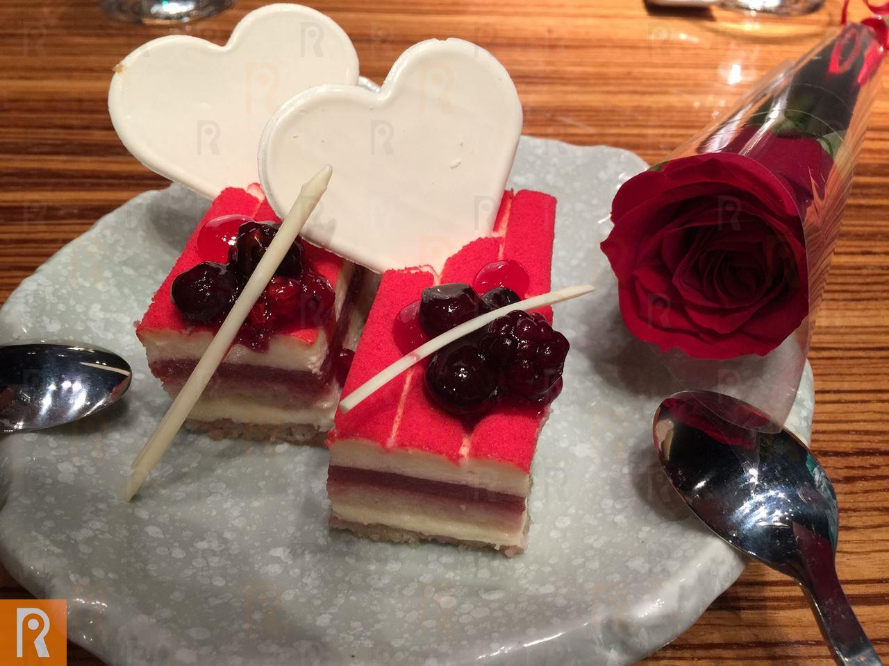 Red flower and cake for Valentine