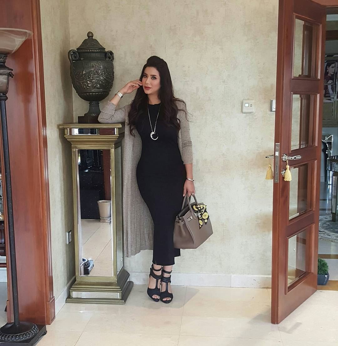 Lojain Omran ... Chic Positive and Strong Lady